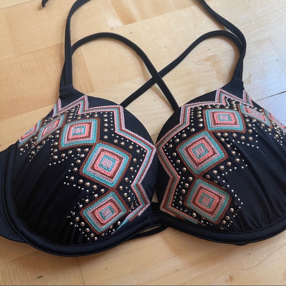 Shade & Shore Push-Up Padded Bikini Swim Top - Picture 3 of 9